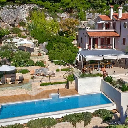 فندق Hvar Boutique - Terra Rossa 3*