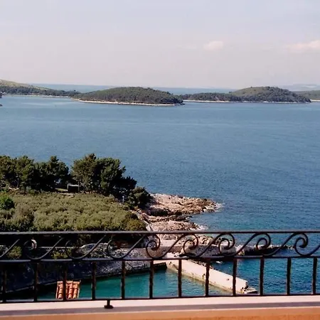 Hvar Boutique - Terra Rossa 3*
