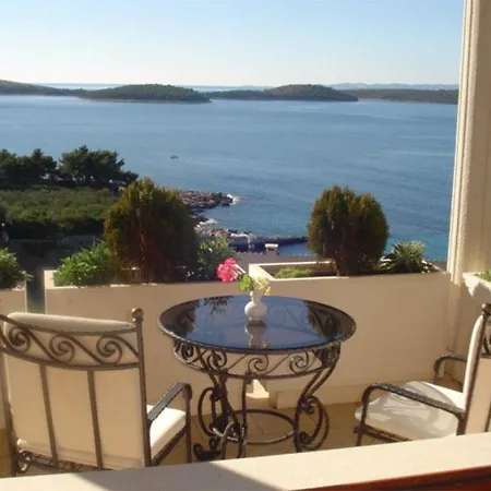 Hvar Boutique - Terra Rossa فندق هفار