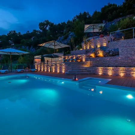 Hvar Boutique - Terra Rossa هفار